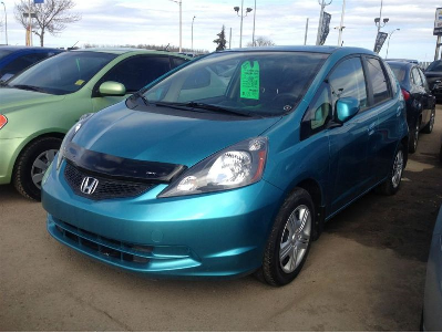 2012 HONDA FIT HATCHBACK.png